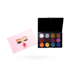 Dites adieu aux paillettes qui débordent ! Découvrez nos fards gel-crème faciles à appliquer, sans colle, pour un look éclatant et longue tenue.